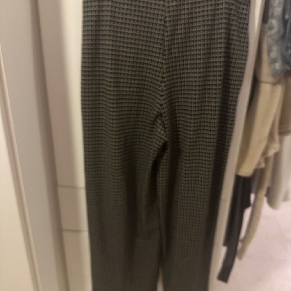 Max Studio Houndstooth  Patterned Trousers - Picture 4 of 7